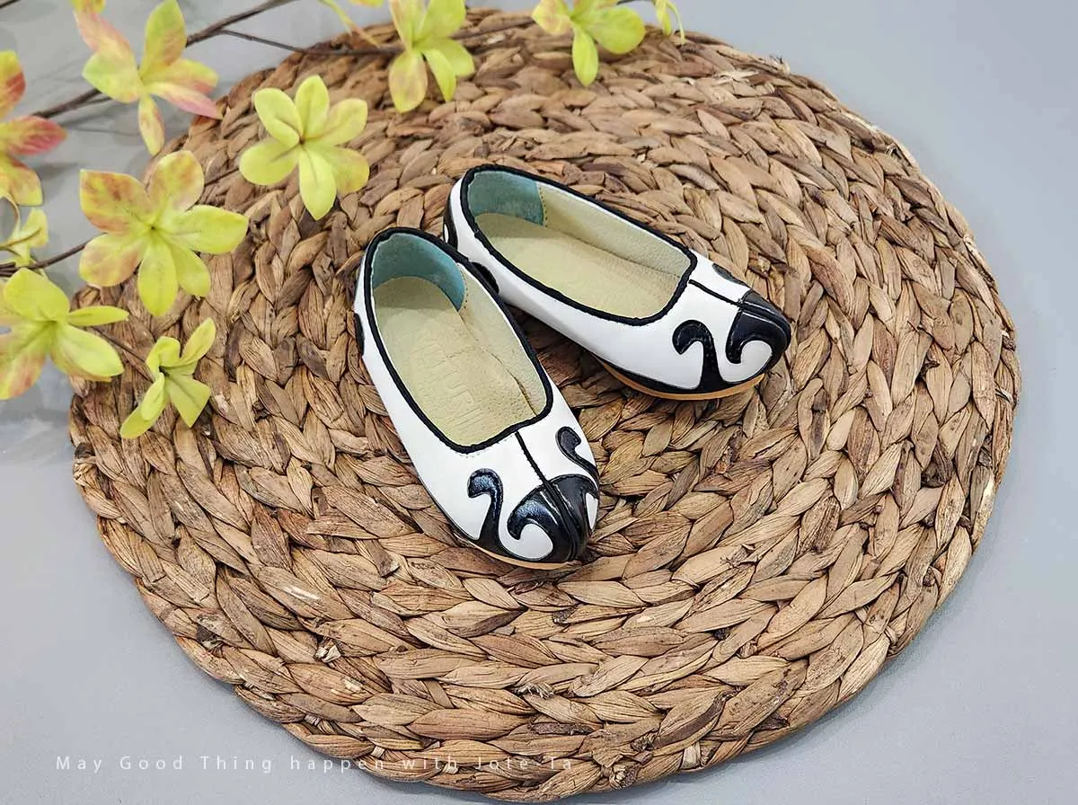 Traditional Baby Boy Hanbok Shoes in White & Black