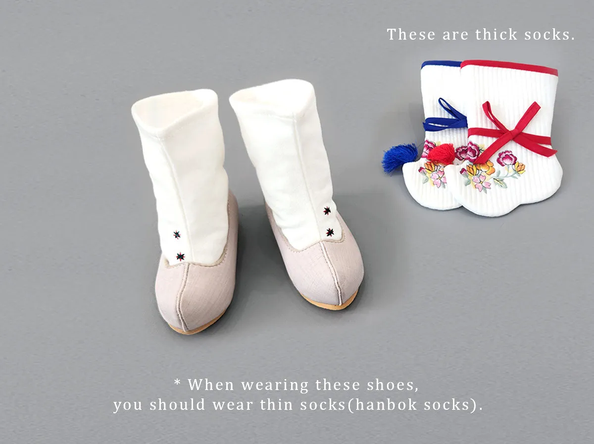 Traditional Baby Boy Hanbok Shoes in White & Black